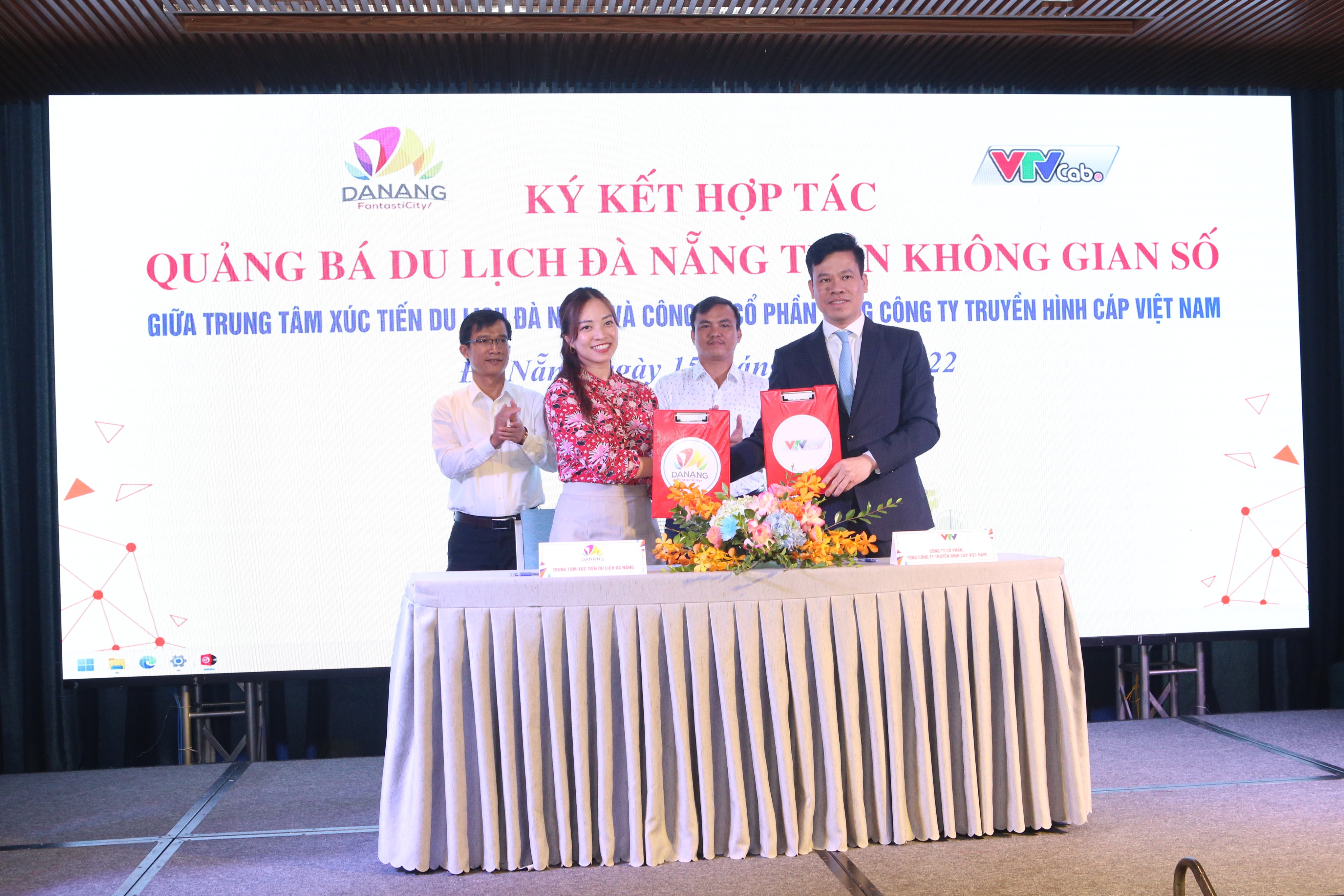 Trung tâm Xúc tiến Du lịch Đà Nẵng đã ký kết hợp tác quảng bá du lịch Đà Nẵng trên không gian số